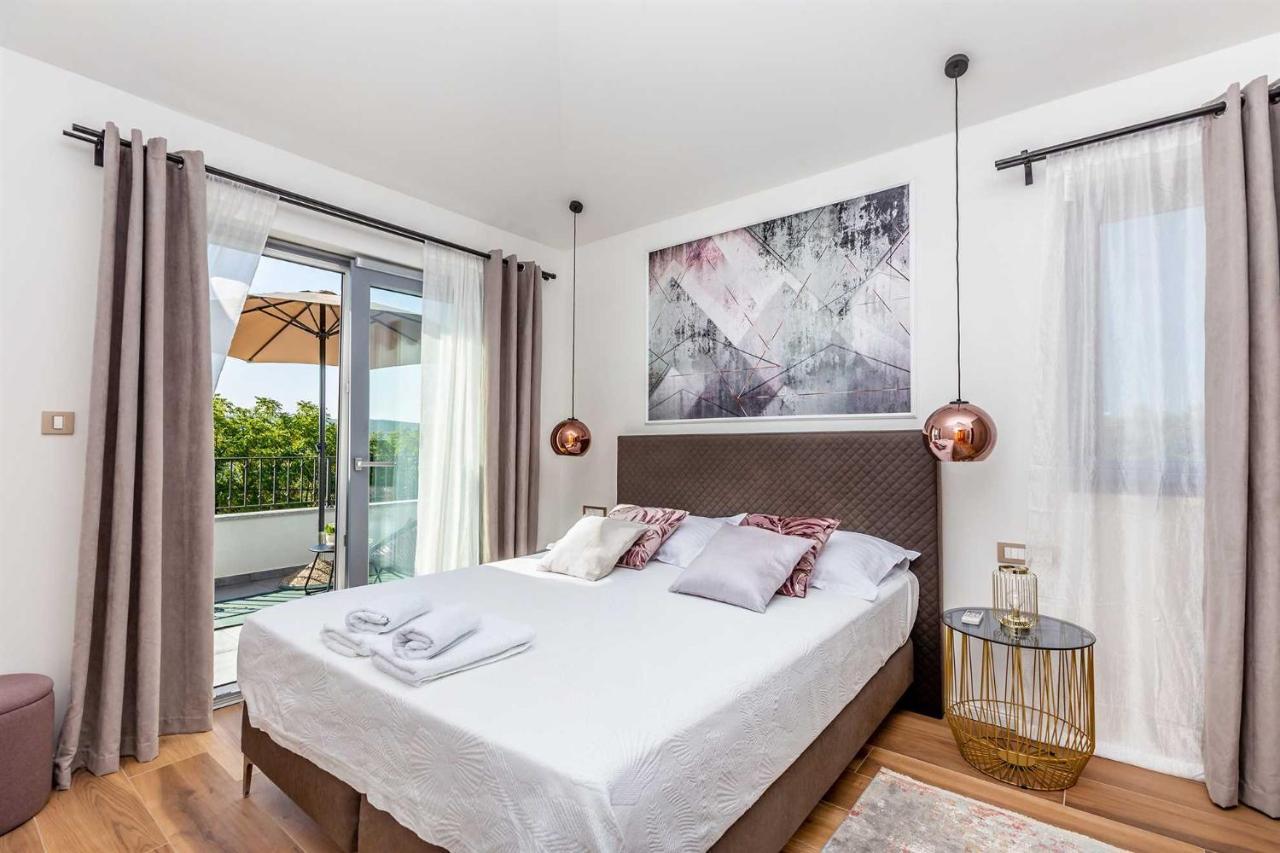 Luxury Apartment Viktorija With Private Pool Čižići Exterior foto