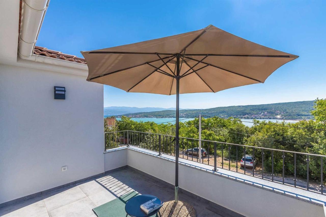 Luxury Apartment Viktorija With Private Pool Čižići Exterior foto